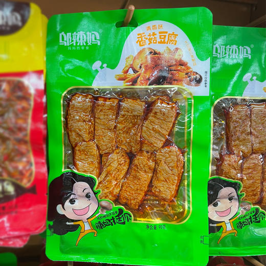 邬辣妈香菇豆腐90g/袋 商品图0