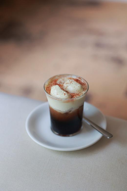 香蕉椰子维也纳·冷 Viennese coffee(200ml杯量) 商品图0