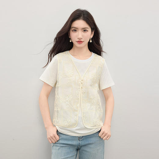 【专属特价】熙世界新中式珠片绣花无袖马甲女轻薄透纱感国风上衣2025夏日新款 商品图3