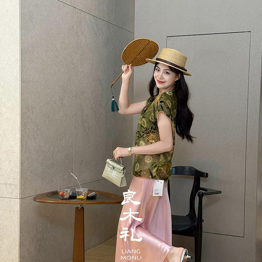 【不退不换】良木礼醋酸半裙（9072-B） 商品图4