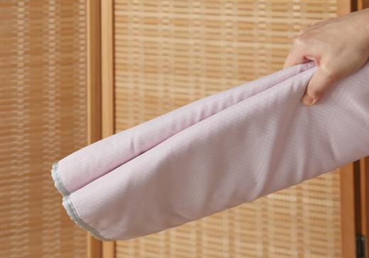 盐掌柜锦缎凉席艾绒毯，躺着、盖着，舒适热敷 商品图4