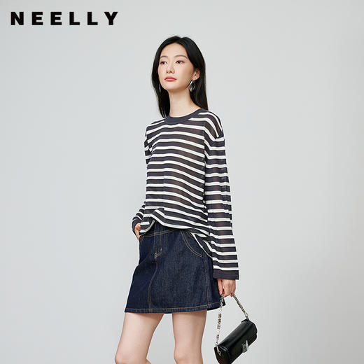 NEELLY纳俪商场同款秋新款时尚圆领条纹长袖T恤女宽松舒适上衣N25074A05502 商品图0