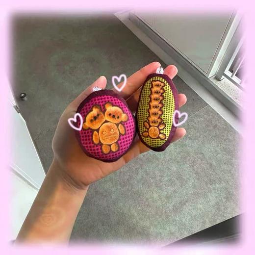 雪绵豆沙丨熊仔华夫饼毛绒钥匙扣 商品图0