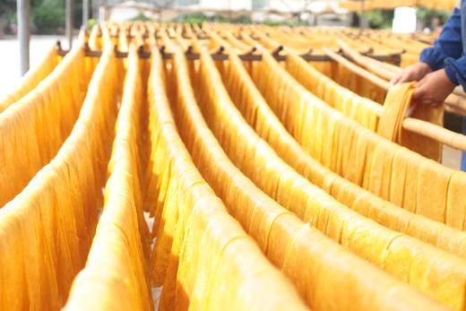 石屏豆腐皮/不添加柔韧剂/易碎介意慎拍 不影响食用不理赔 非转基因老品种黄豆 商品图1