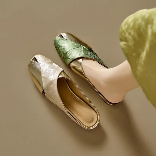 新中式国风凉拖鞋，典雅方头设计，线条利落中透着含蓄的东方气韵，还有像水墨瓷器一样的拼色，告别单调！【G】 商品图1