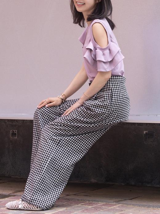 TYNVIE 平纹针织露肩荷叶边袖上衣 - 紫色 商品图14