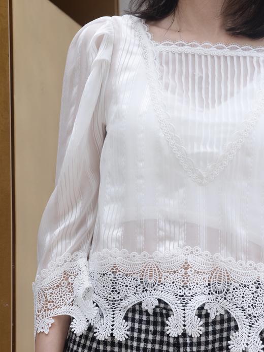 TYNVIE 褶裥过肩蕾丝饰边衬衫 - 白色 商品图6