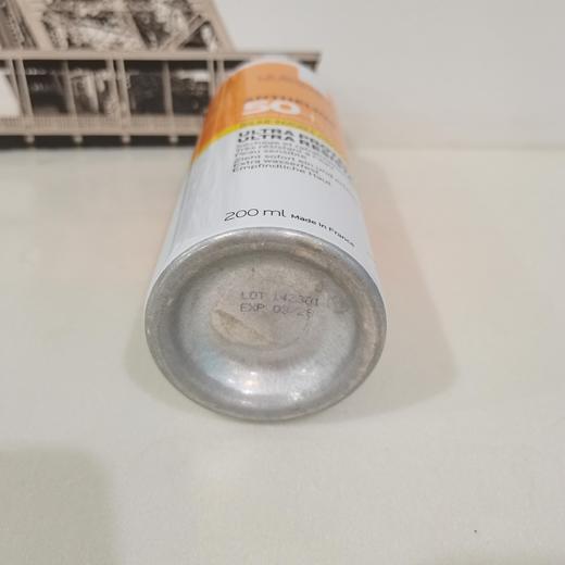 上新！新版理肤泉特护清爽身体SPF50+防晒黄标喷雾200ml全身可用 商品图2