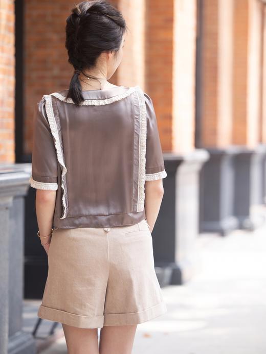TYNVIE 浅米色围巾系带高腰短裤 商品图10