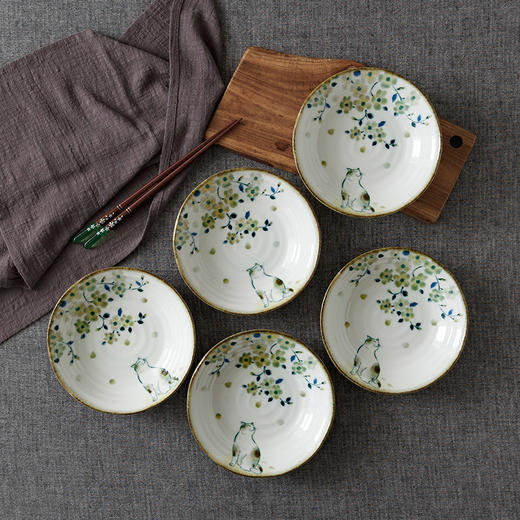 日本进口盘子菜盘家用新款陶瓷餐具日式釉下彩深盘碟子早餐盘千代源花见猫6.5英寸浅钵5件套装 商品图0