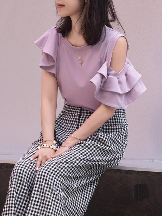 TYNVIE 平纹针织露肩荷叶边袖上衣 - 紫色 商品图0