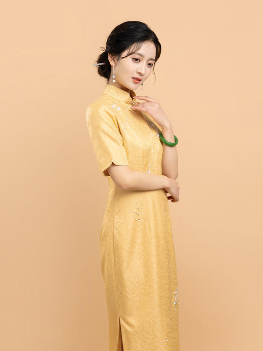 荷言HEYEN 铃兰有意 洒金提花刺绣旗袍手工兰花盘扣高级定制 商品图2