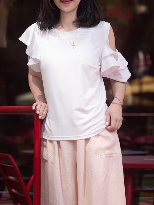 TYNVIE 平纹针织露肩荷叶边袖上衣 - 白色 商品图1