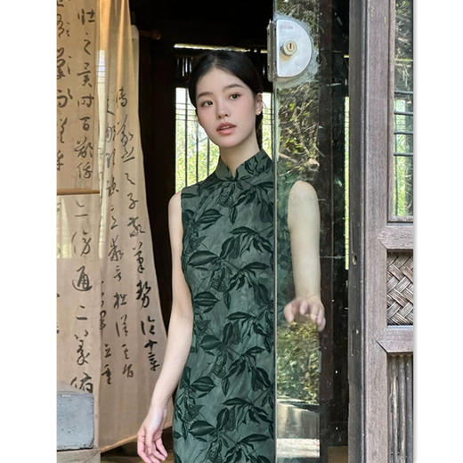 GX植绒长款无袖高档复古旗袍2025夏季新款气质修身旗袍日常可穿 商品图3