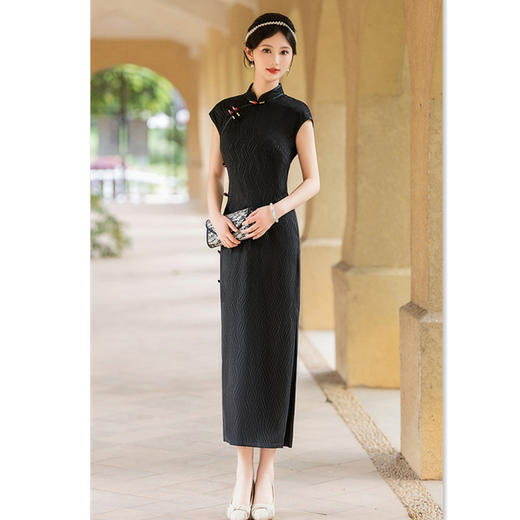 GX显瘦黑色国风长款中式旗袍改良精仿醋酸2025夏新款女复古修身短袖 商品图2