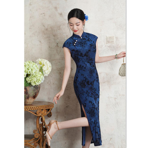 GX复古国风简约时尚修身旗袍2025夏新款长款无袖日常可穿旗袍 商品图3