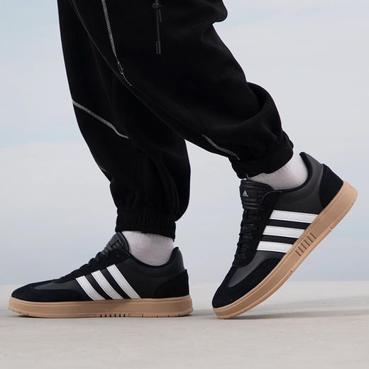 阿迪达斯 GRADAS低帮板鞋男女同款 商品图3