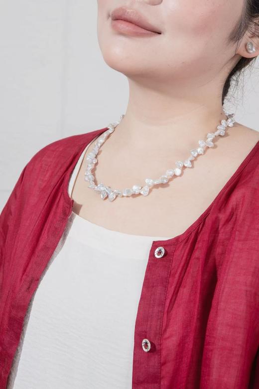 一周内发货【定制加长50厘米珍珠项链+5厘米延长链 搭配925银配件，耳钉长约11mm】小花瓣异形巴洛克珍珠项链，淡水高级感，不规则轻奢脖颈链 商品图5