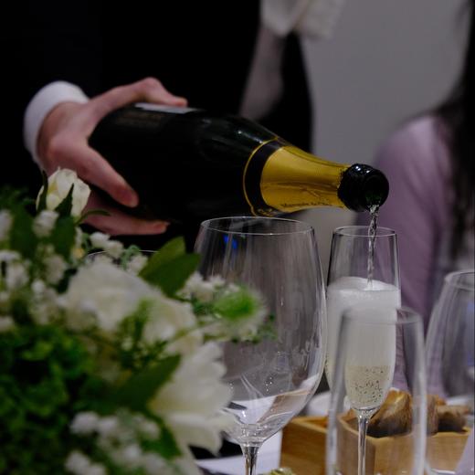 镇场专属【MC卡塞里侯爵】CAVA卡瓦起泡干白葡萄酒 百年名庄全球50大葡萄酒品牌之一 西班牙原瓶进口 DOC等级香槟起泡酒 750ml 偏远地区不发或请询客服 商品图8