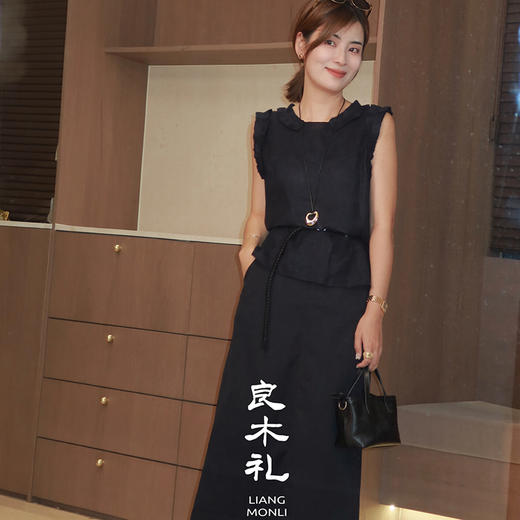 【特价不退不换】良木礼开叉直筒半裙（7797） 商品图3