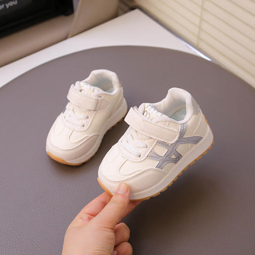 【软底小白鞋，时尚春秋运动鞋！】儿童阿甘鞋鞋子2025新款 女童春秋运动鞋 男童软底小白鞋 休闲鞋时尚-QA 商品图3