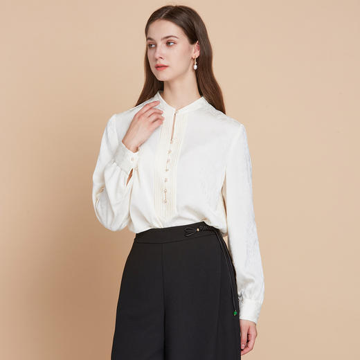 EITIE爱特爱气质复古压褶法式优雅直筒立领衬衫上衣秋季新款C2513808 商品图1
