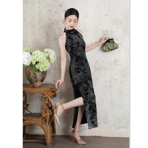 GX小个子改良旗袍女夏季年轻款少女国风长款无袖挂脖性感修身旗袍裙 商品图1