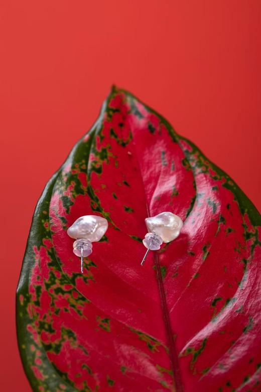 一周内发货【定制加长50厘米珍珠项链+5厘米延长链 搭配925银配件，耳钉长约11mm】小花瓣异形巴洛克珍珠项链，淡水高级感，不规则轻奢脖颈链 商品图13