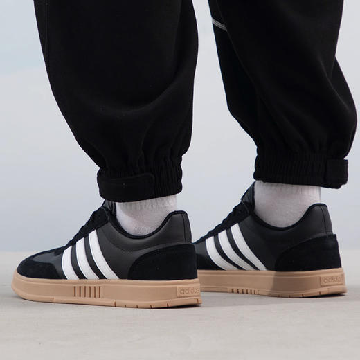 阿迪达斯 GRADAS低帮板鞋男女同款 商品图4