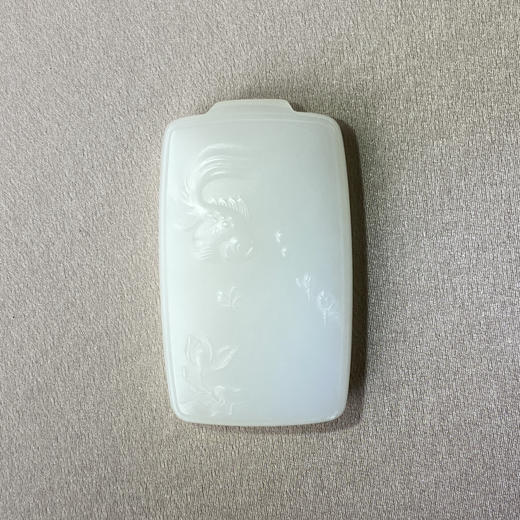和田玉（白玉）俄料挂件--连年有余牌/55*33*11.5mm/45.64g 商品图0