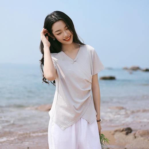 雀说新款设计感短袖t恤女新中式汉麻v领气质显瘦上衣AL6516 商品图0