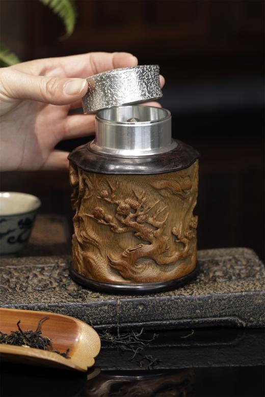 新款梅花枝°锡胆竹雕茶叶罐 商品图4