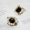 订购5个月到｜Gripoix Paris-Byzantine signet-黑色 拜占庭印章 琉璃 耳夹［法国设计师］ 商品缩略图1