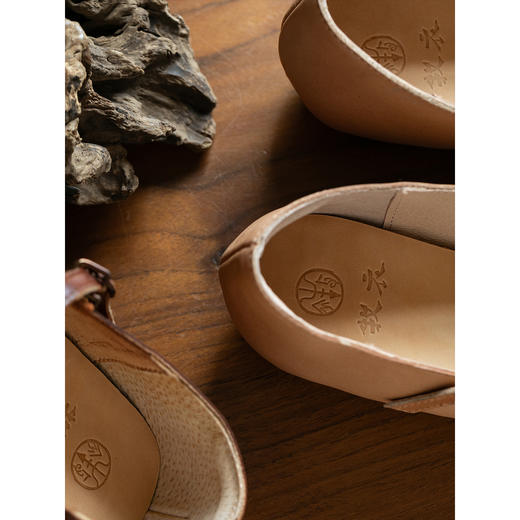 牧衣游 文艺复古牛皮鞋子百搭舒适平底 吉步【不支持会员折】 商品图3