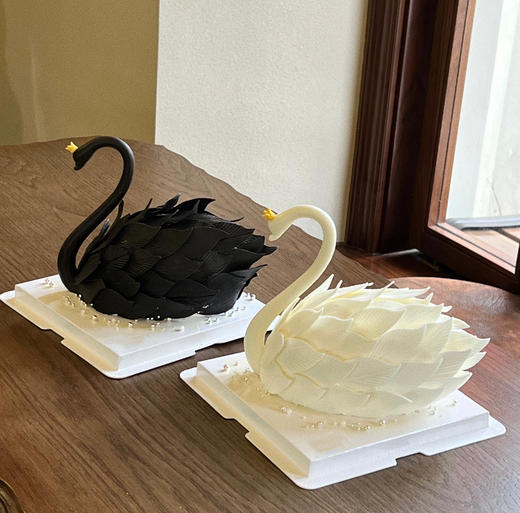 浪漫黑白天鹅蛋糕 商品图0