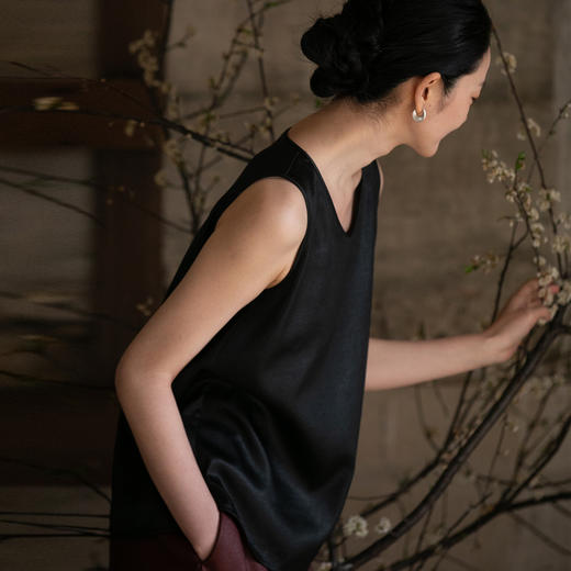 牧衣游原创 19姆米香云纱净色背心 限量福利款 夏河不支持会员折 商品图0