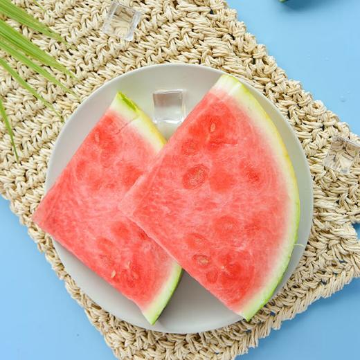 1/2麒麟西瓜 约 2-2.5kg/个 赠一次性勺子 商品图1