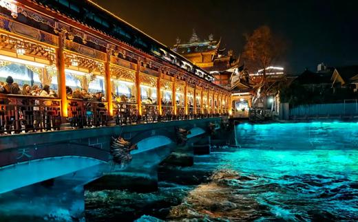 【避暑都江堰·明智上春假日酒店】仅289起住高级房，568元住2间可拆分，享早餐、汤池、健身房…有效期至年底，部分周末不加价！ 商品图1