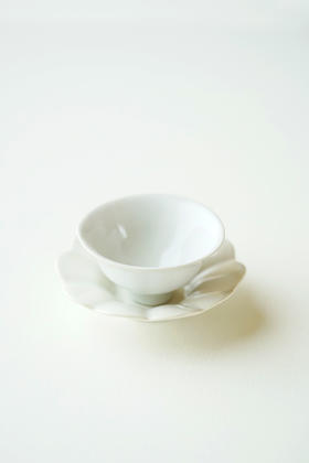 安藤雅信71青白亮釉细反茶杯+青白釉十瓣瓣茶托（套组）