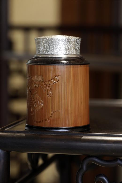 秋园虫趣图°锡胆竹雕茶叶罐 商品图2