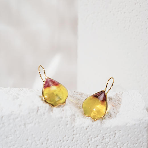 北京仓｜Gripoix Paris-Pop Glamour-蜜色 花瓣 琉璃 耳环［法国设计师］ 商品图4