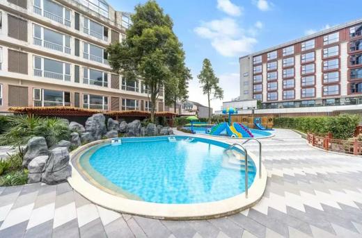 【避暑都江堰·明智上春假日酒店】仅289起住高级房，568元住2间可拆分，享早餐、汤池、健身房…有效期至年底，部分周末不加价！ 商品图4