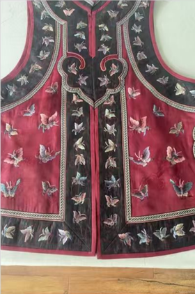 盛唐牡丹盛奢系列| 真丝红云纱手绣百蝶马甲