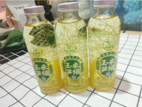 玉米笋须露一瓶
