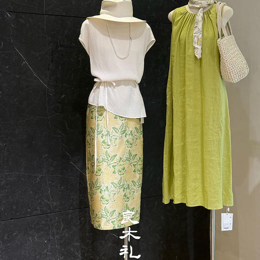 【预售7天】良木礼丝毛印花半裙（X7353） 商品图0