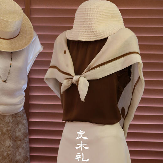 【预售7天】良木礼花苞袖背心（24030） 商品图0