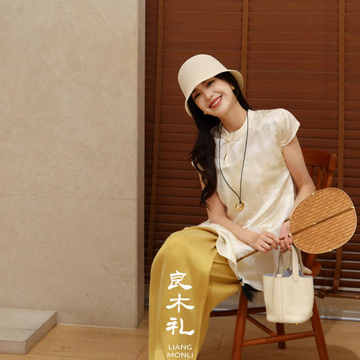 【预售7天】良木礼真丝提花上衣（78993） 商品图7