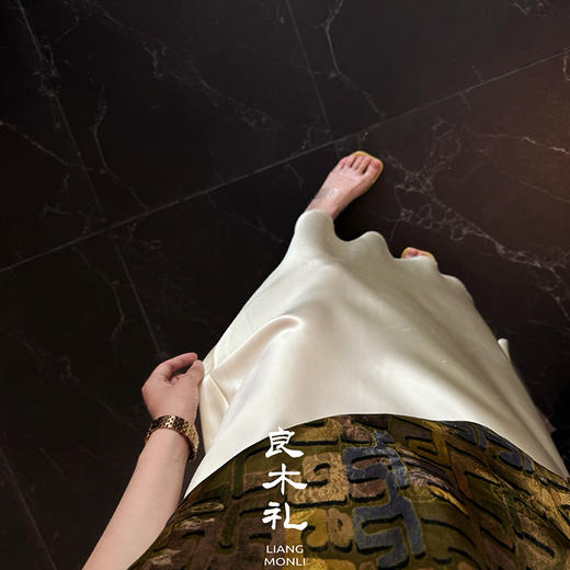 【不退不换】良木礼醋酸半裙（9072-B） 商品图5