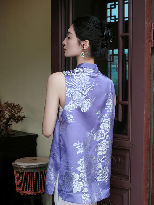 盛唐婧| 新中式老缎无袖立领斜襟上衣-紫色 商品图4
