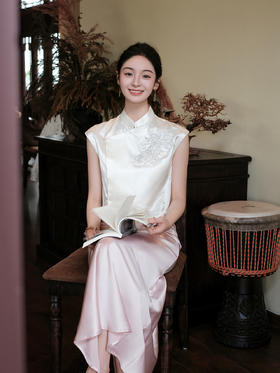 盛唐牡丹| 法式串珠丝毛短上衣